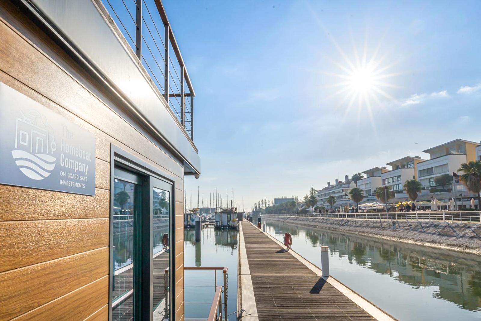 The Homeboat Company Parque Das Nacoes-Lisboa Exterior foto